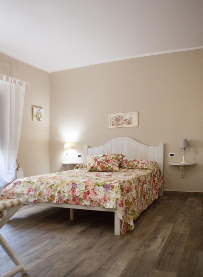 Il Refolo Bed & Breakfast Riardo Екстериор снимка