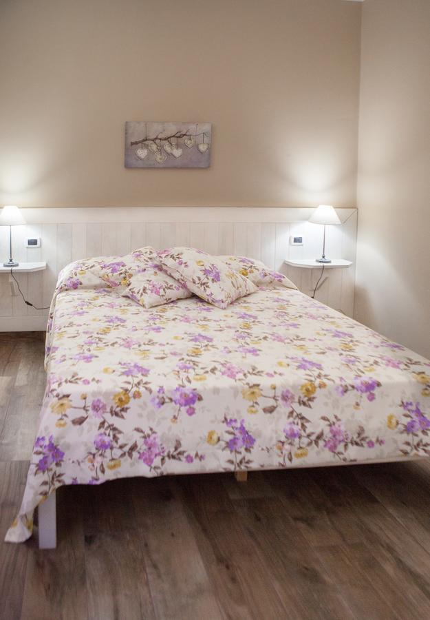 Il Refolo Bed & Breakfast Riardo Екстериор снимка