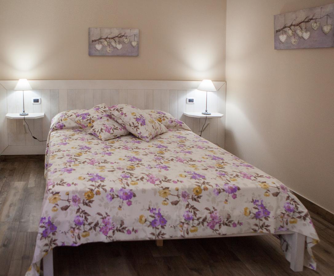 Il Refolo Bed & Breakfast Riardo Екстериор снимка