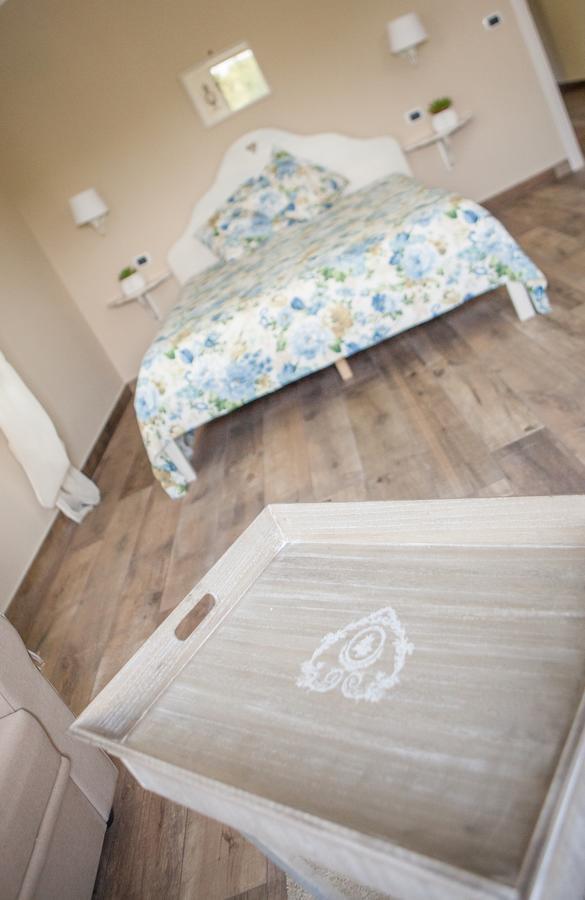 Il Refolo Bed & Breakfast Riardo Екстериор снимка