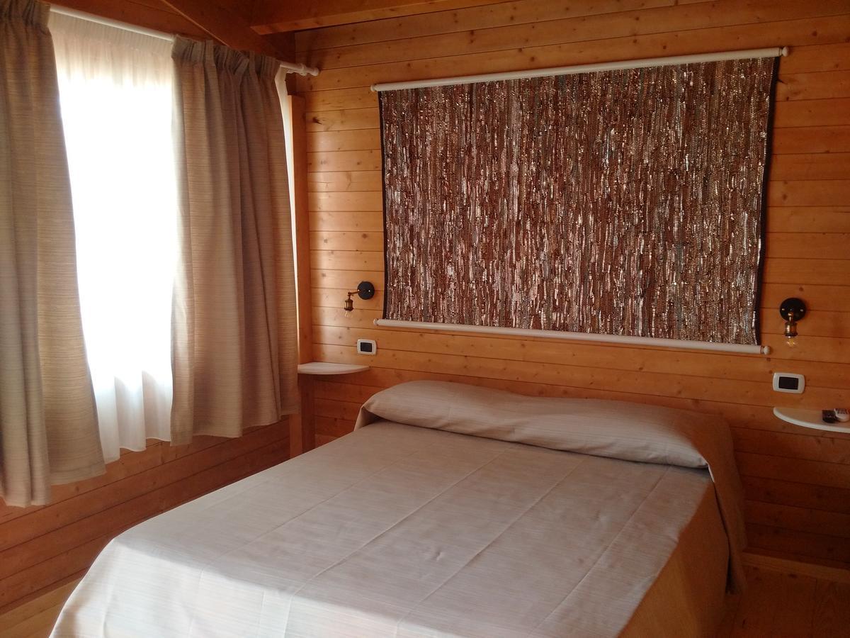 Il Refolo Bed & Breakfast Riardo Екстериор снимка
